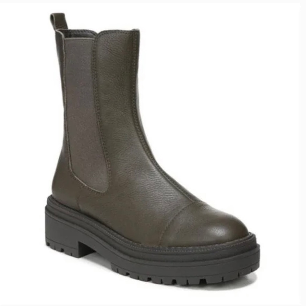 Wellington Lug Sole Chelsea Boot Sam Edelman